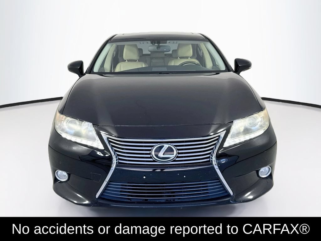 Used 2013 Lexus ES 350 w/ Luxury Pkg FWD image 2