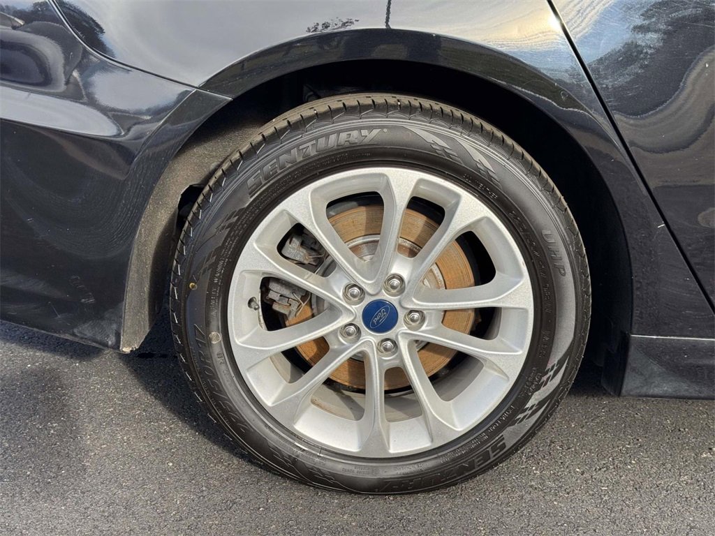 Used 2019 Ford Fusion Energi Titanium image 26