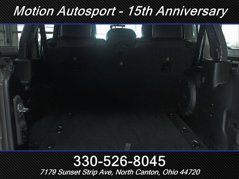 Used 2022 Jeep Wrangler Unlimited Sahara AWD/4WD image 10