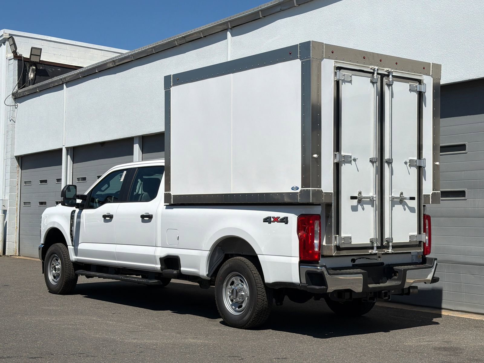 New 2026 Ford F250 XL w/ XL Chrome Package image 9