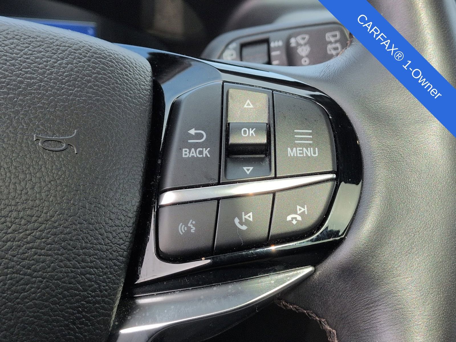 Used 2024 Ford Explorer Platinum w/ Technology Package image 30