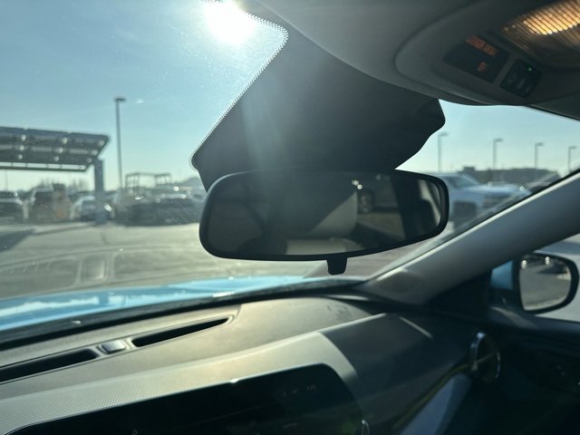 Certified 2025 Chevrolet Trax LT w/ Driver Confidence Package image 16