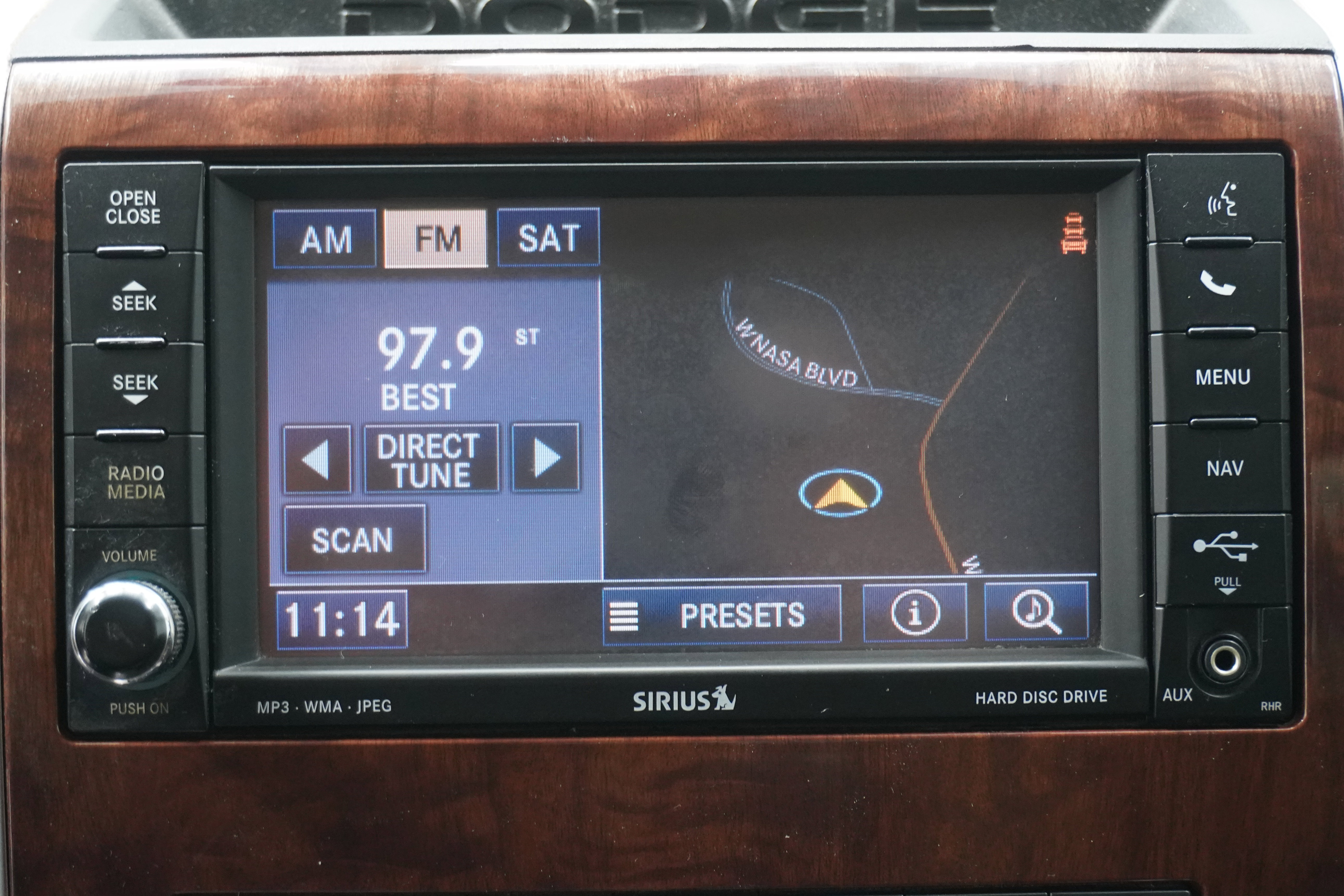 Used 2011 RAM 1500 Laramie Longhorn RWD image 17