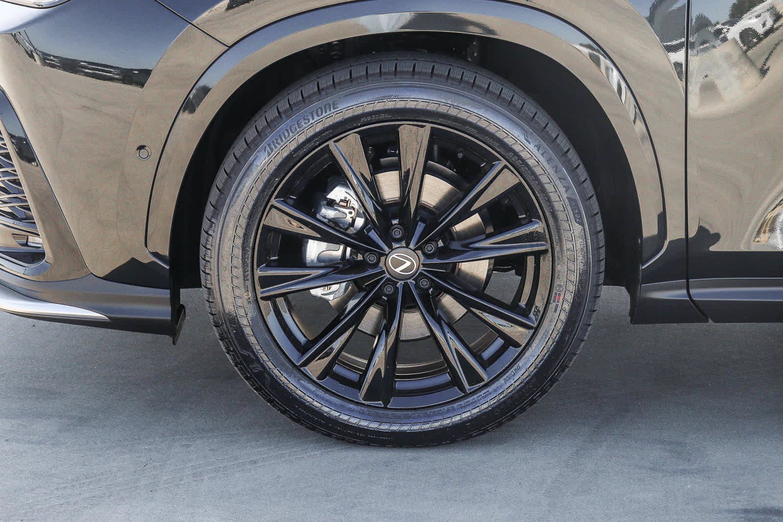 New 2026 Lexus NX 450h+ F Sport AWD/4WD image 9