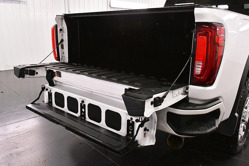 Used 2021 GMC Sierra 2500 Denali w/ Denali Ultimate Package image 16