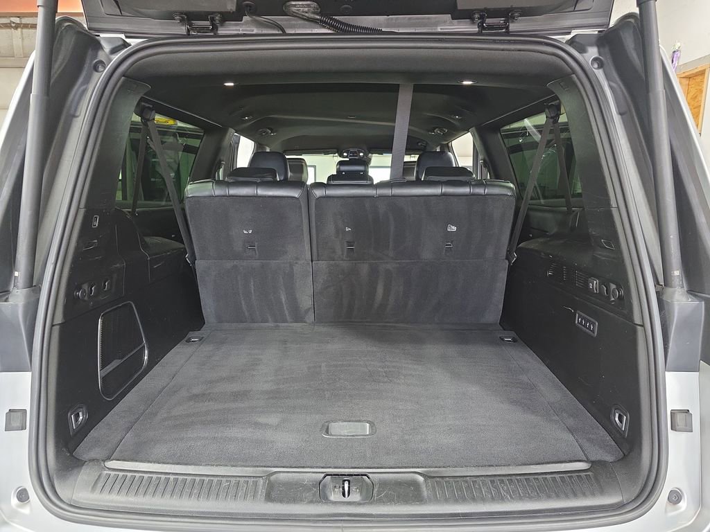 Used 2023 Jeep Wagoneer L Series II image 13