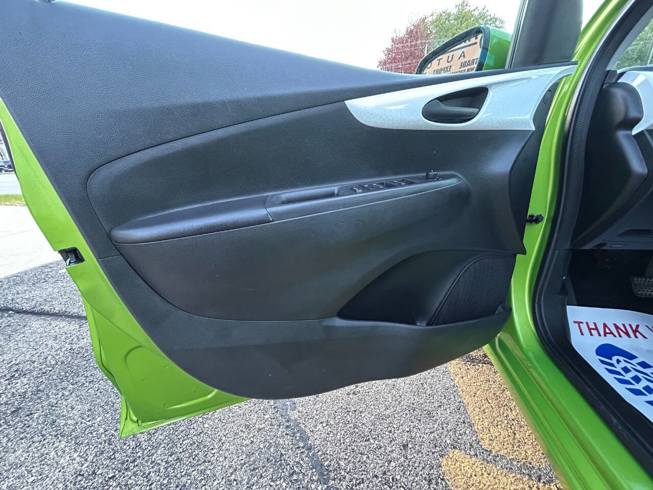 Used 2016 Chevrolet Spark LT image 23