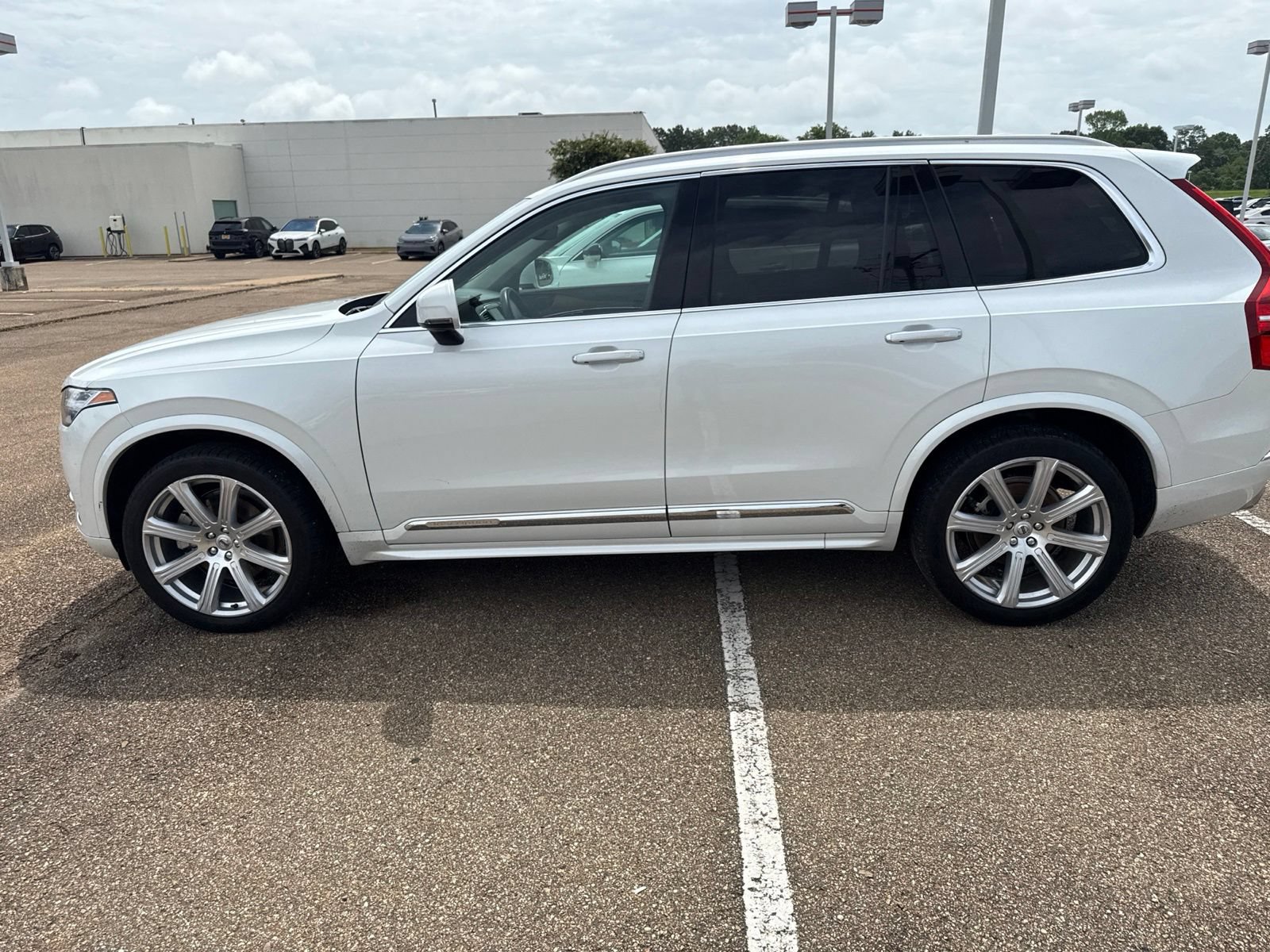 Used 2019 Volvo XC90 T6 Inscription w/ Protection Package Premier AWD/4WD image 8