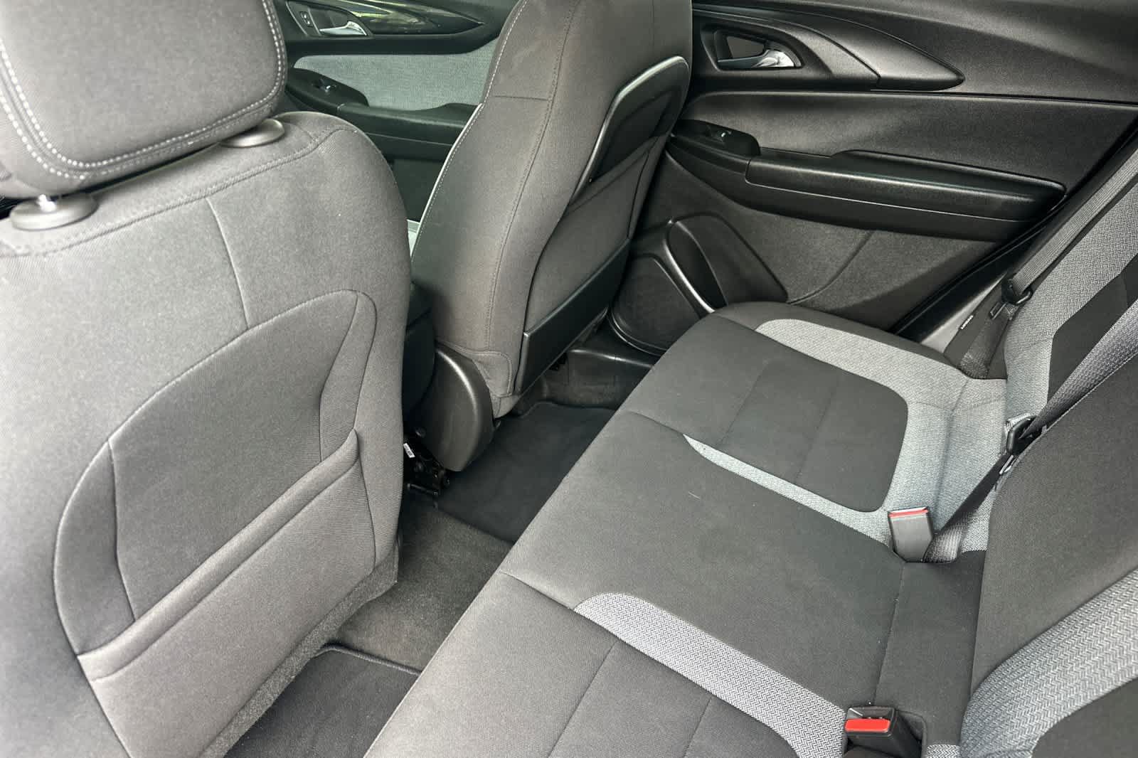Used 2025 Chevrolet TrailBlazer LT AWD/4WD image 4