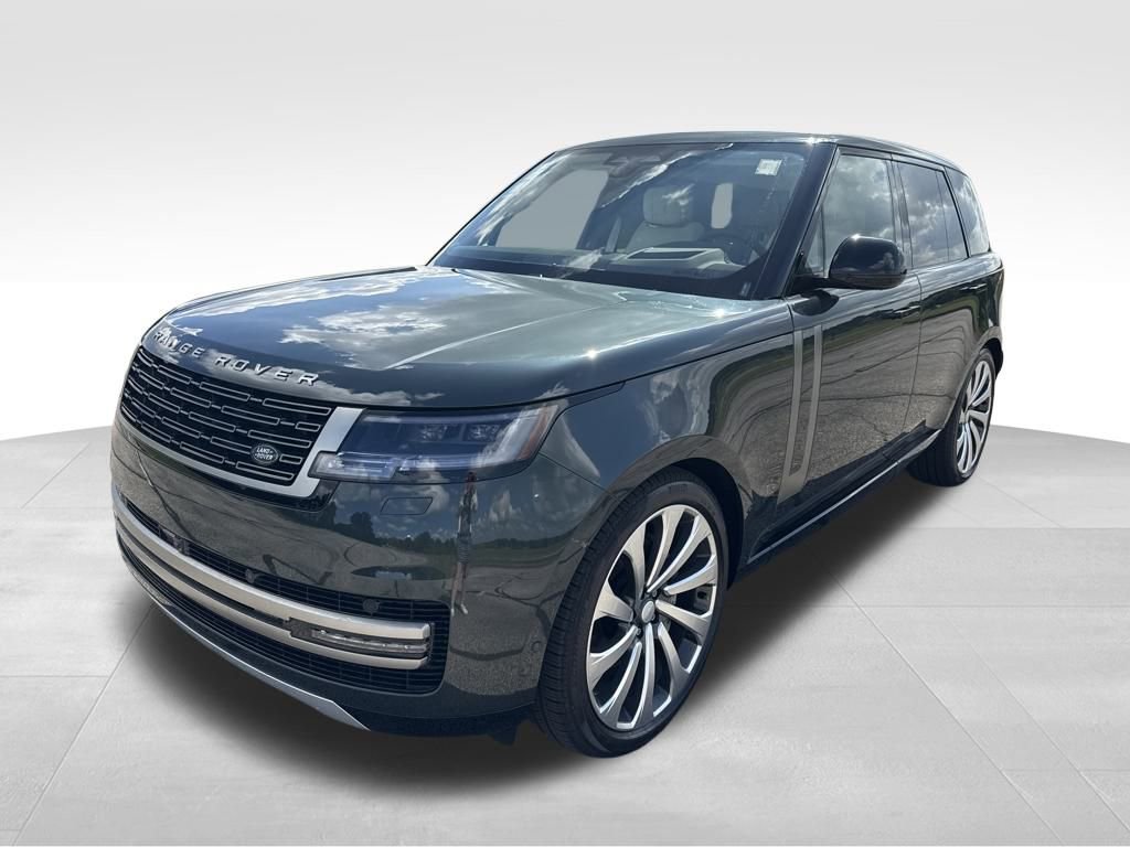 New 2025 Land Rover Range Rover SE