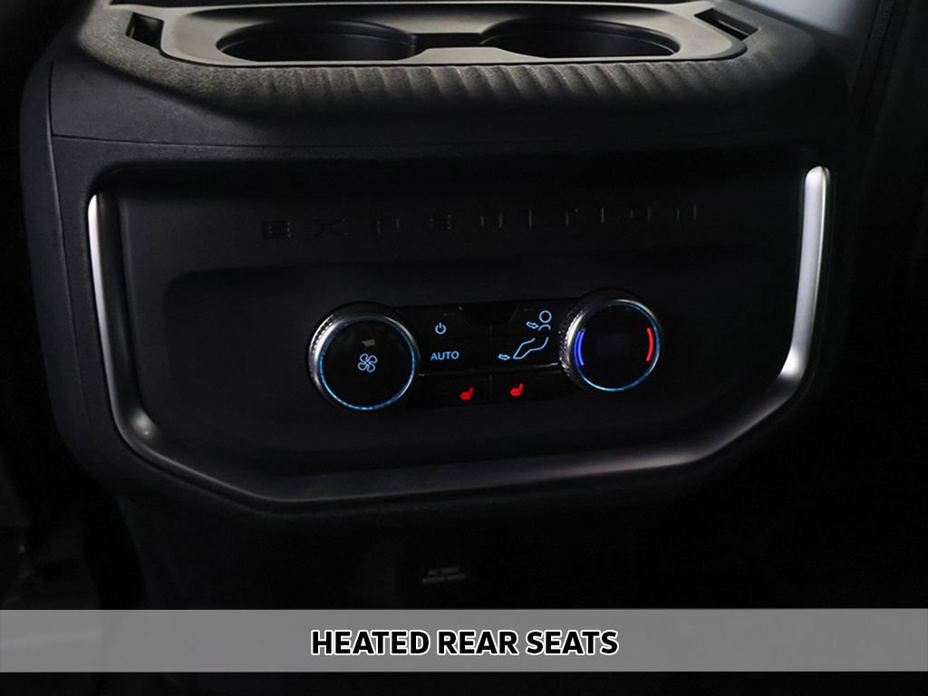 Used 2025 Ford Expedition Max Platinum w/ Stealth Performance Package AWD/4WD image 8