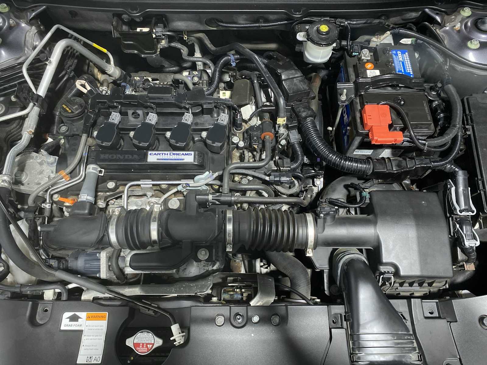 Used 2018 Honda Accord Touring image 9