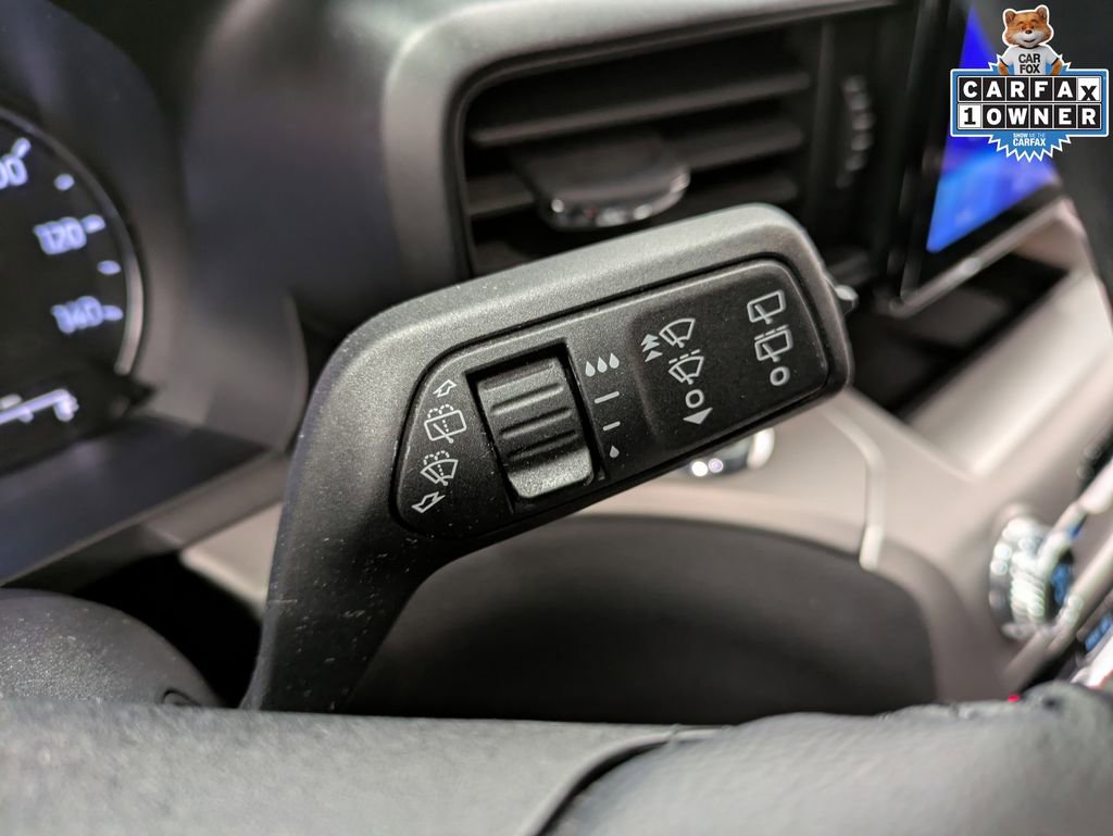 Used 2023 Ford Explorer XLT image 18