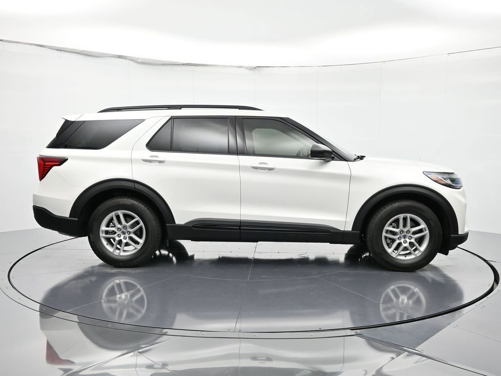 New 2026 Ford Explorer Active w/ Active Comfort Package image 5