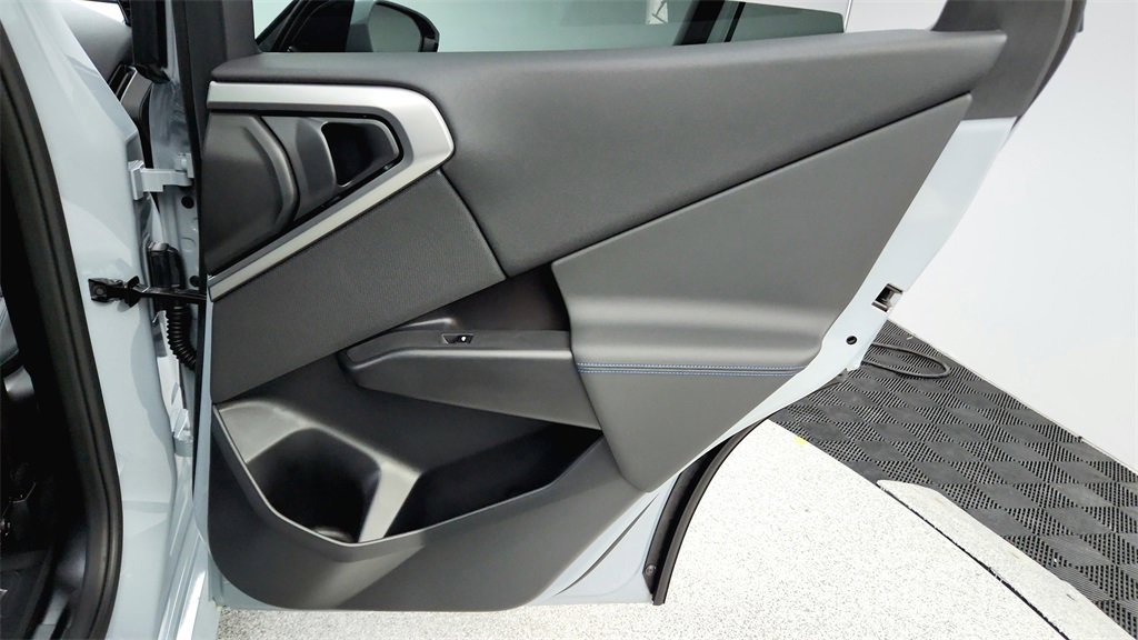 Used 2025 BMW X3 xDrive30i w/ Premium Package image 21