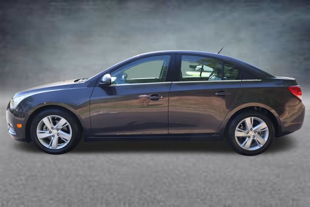Used 2014 Chevrolet Cruze Diesel FWD image 4