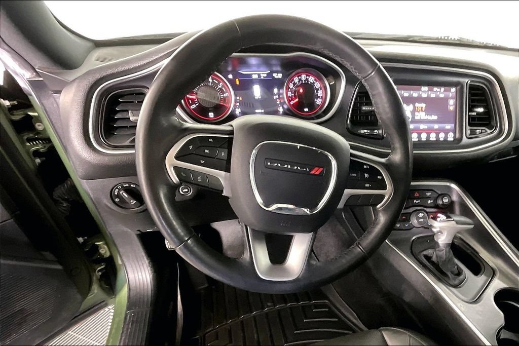 Used 2018 Dodge Challenger SXT Plus RWD image 8