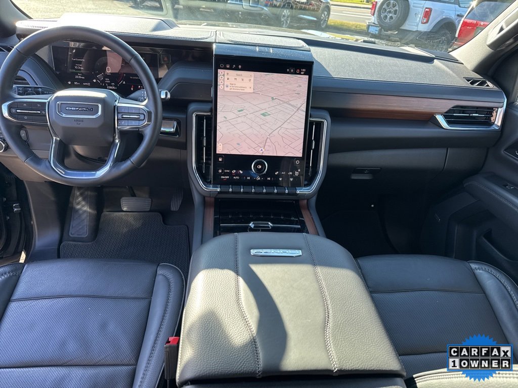 Used 2025 GMC Yukon Denali image 4