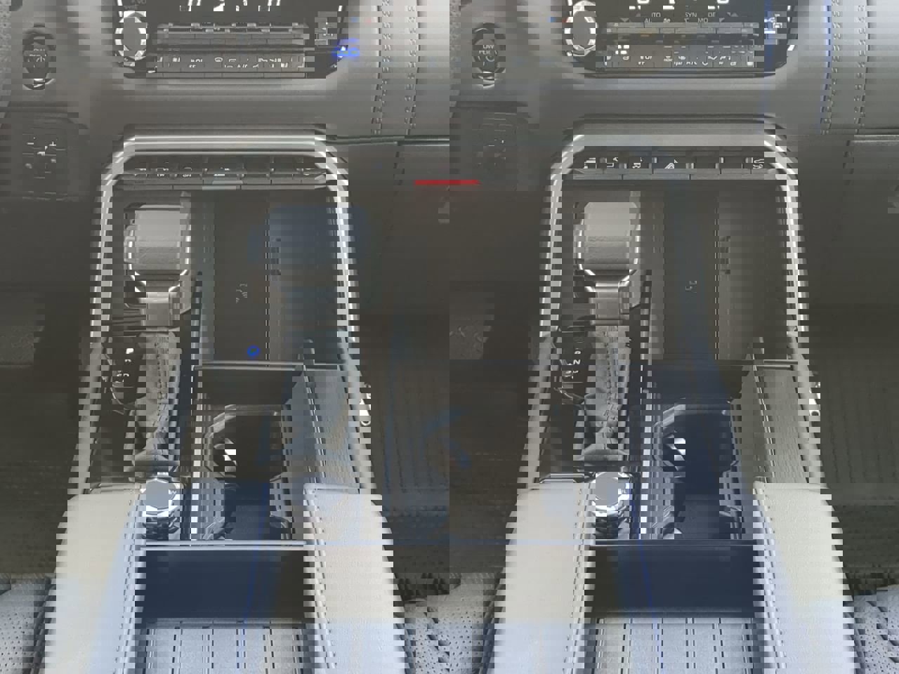 Used 2025 Toyota Tundra Platinum image 17