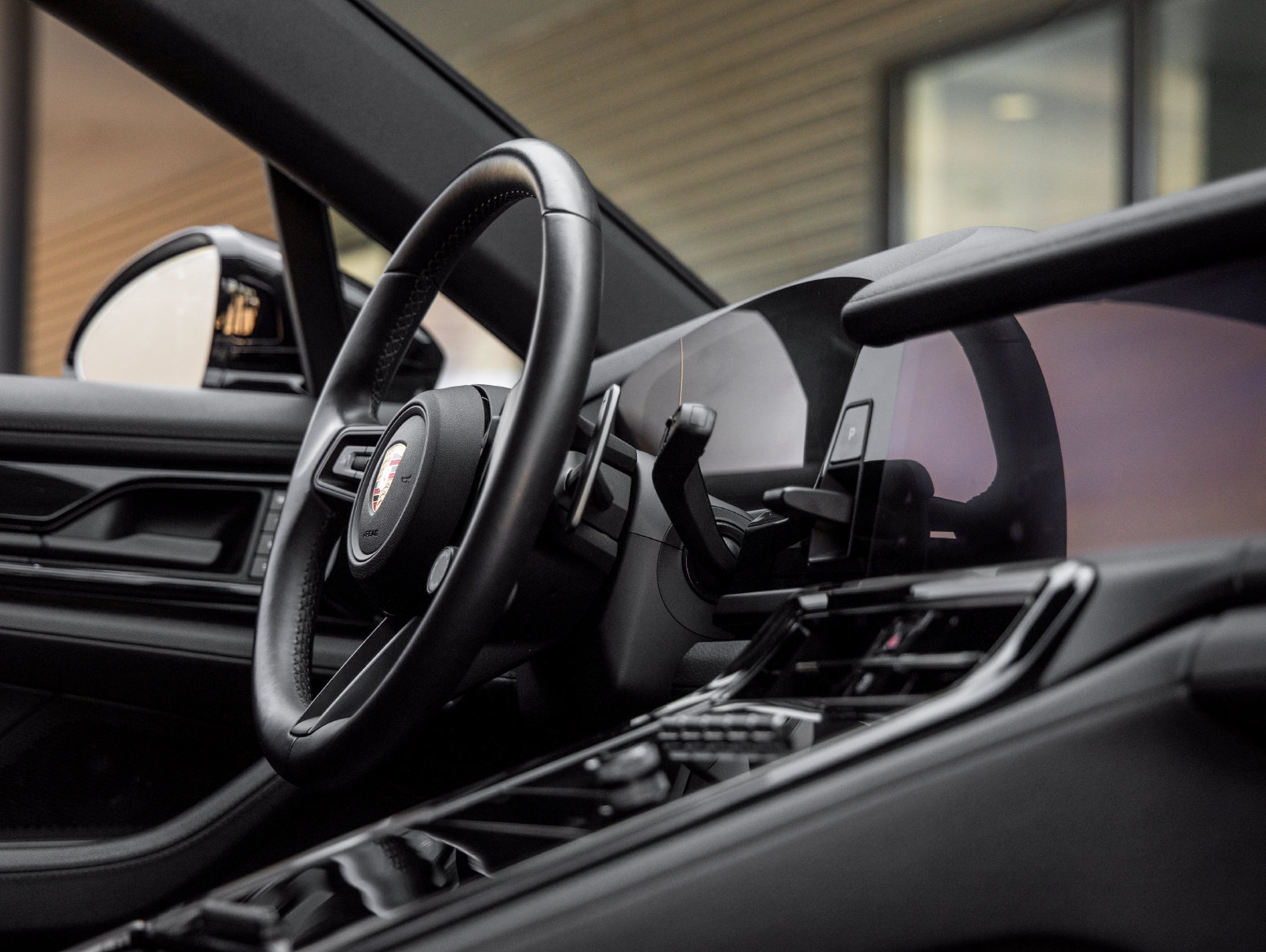 Certified 2025 Porsche Panamera image 45