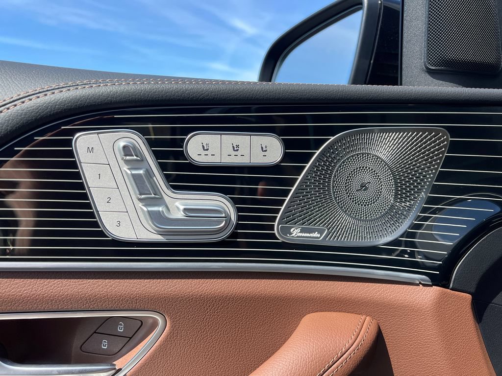 New 2026 Mercedes-Benz GLS 450 4MATIC image 12