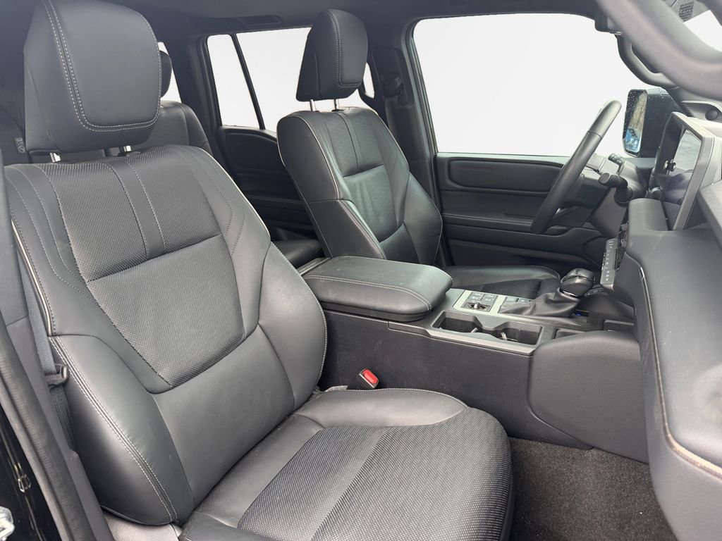Used 2024 Toyota Land Cruiser image 26