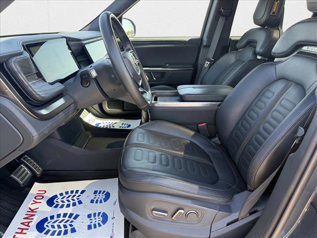 Used 2022 Rivian R1T Launch Edition image 10