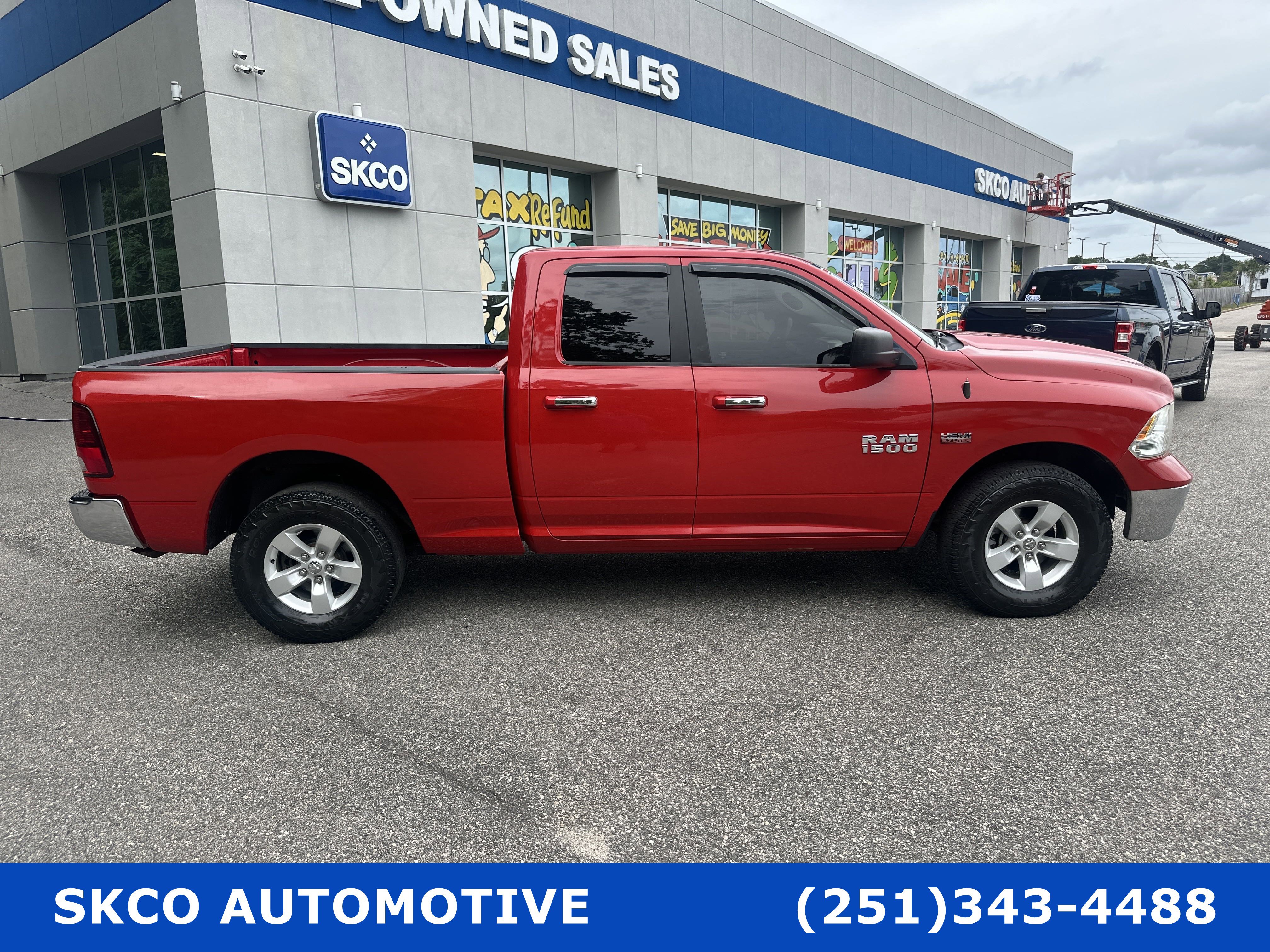Used 2017 RAM 1500 Classic SLT image 6