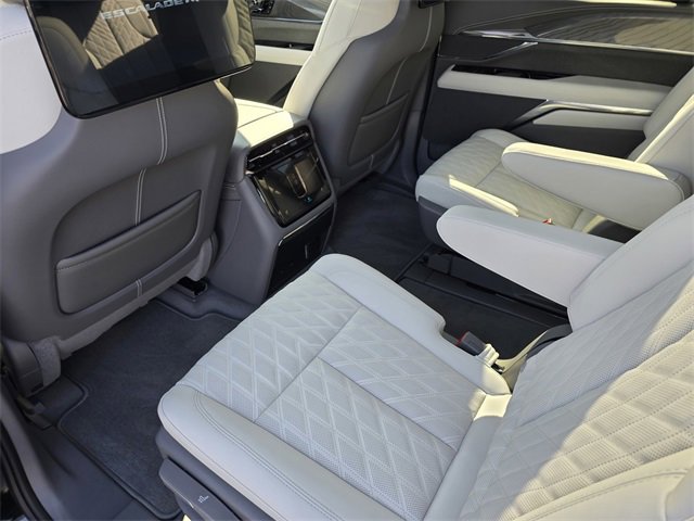 New 2026 Cadillac Escalade IQL Luxury image 15