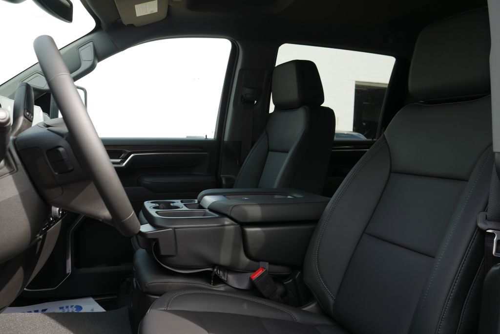 New 2026 Chevrolet Silverado 3500 LT w/ All Star Edition image 9