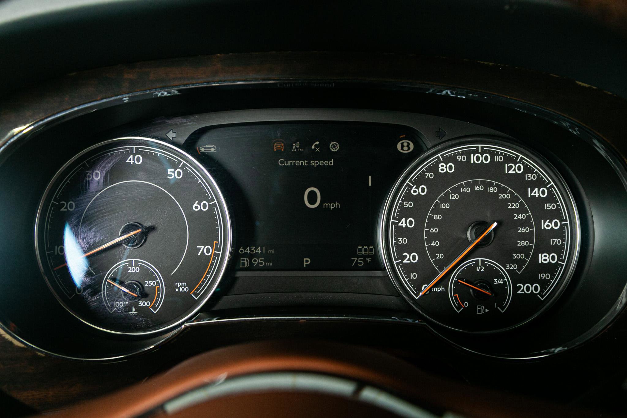 Used 2019 Bentley Bentayga image 14