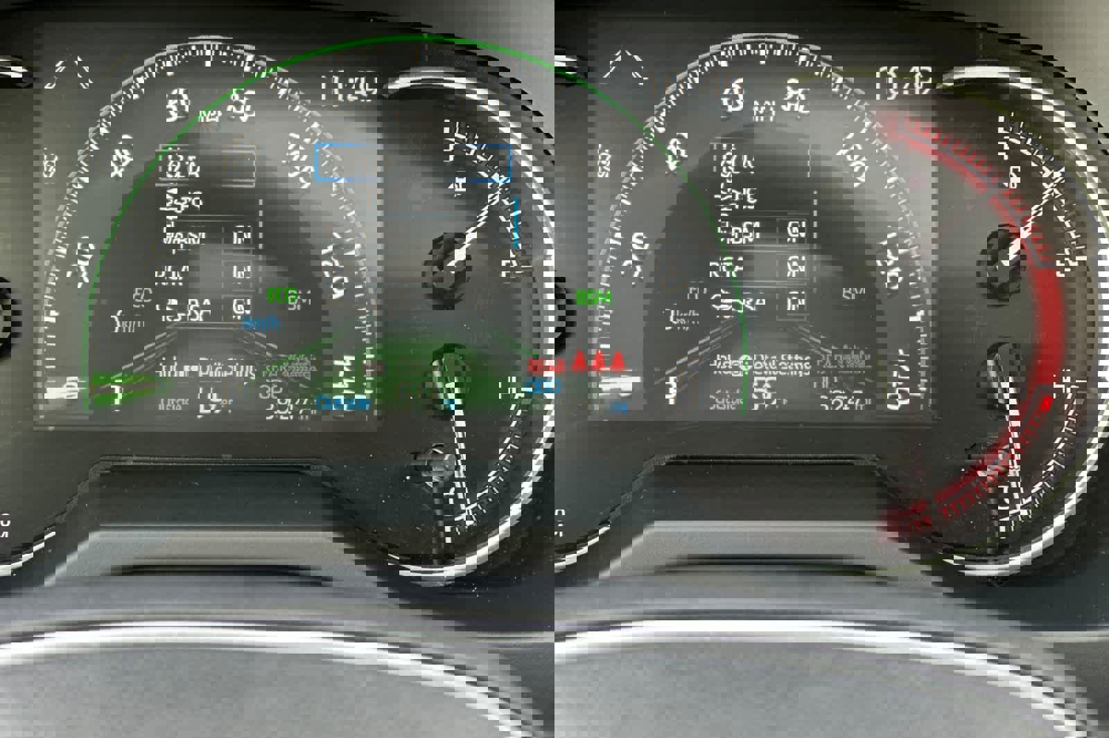 Used 2023 Toyota RAV4 XLE Premium image 29