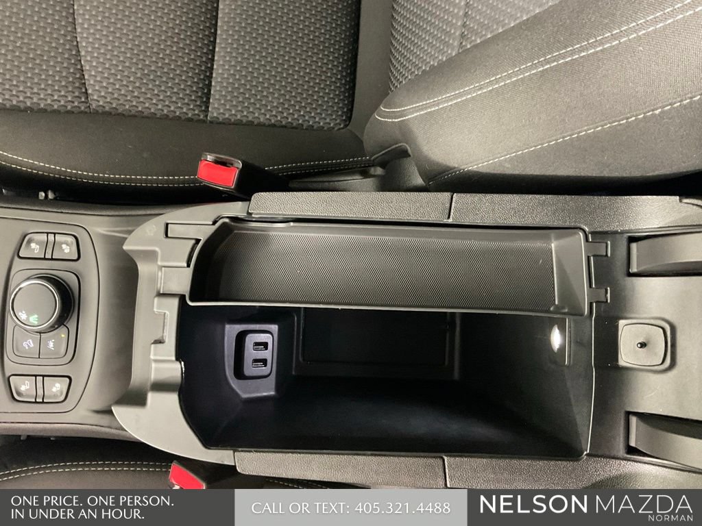 Used 2022 GMC Terrain SLE w/ Driver Convenience Package FWD image 31