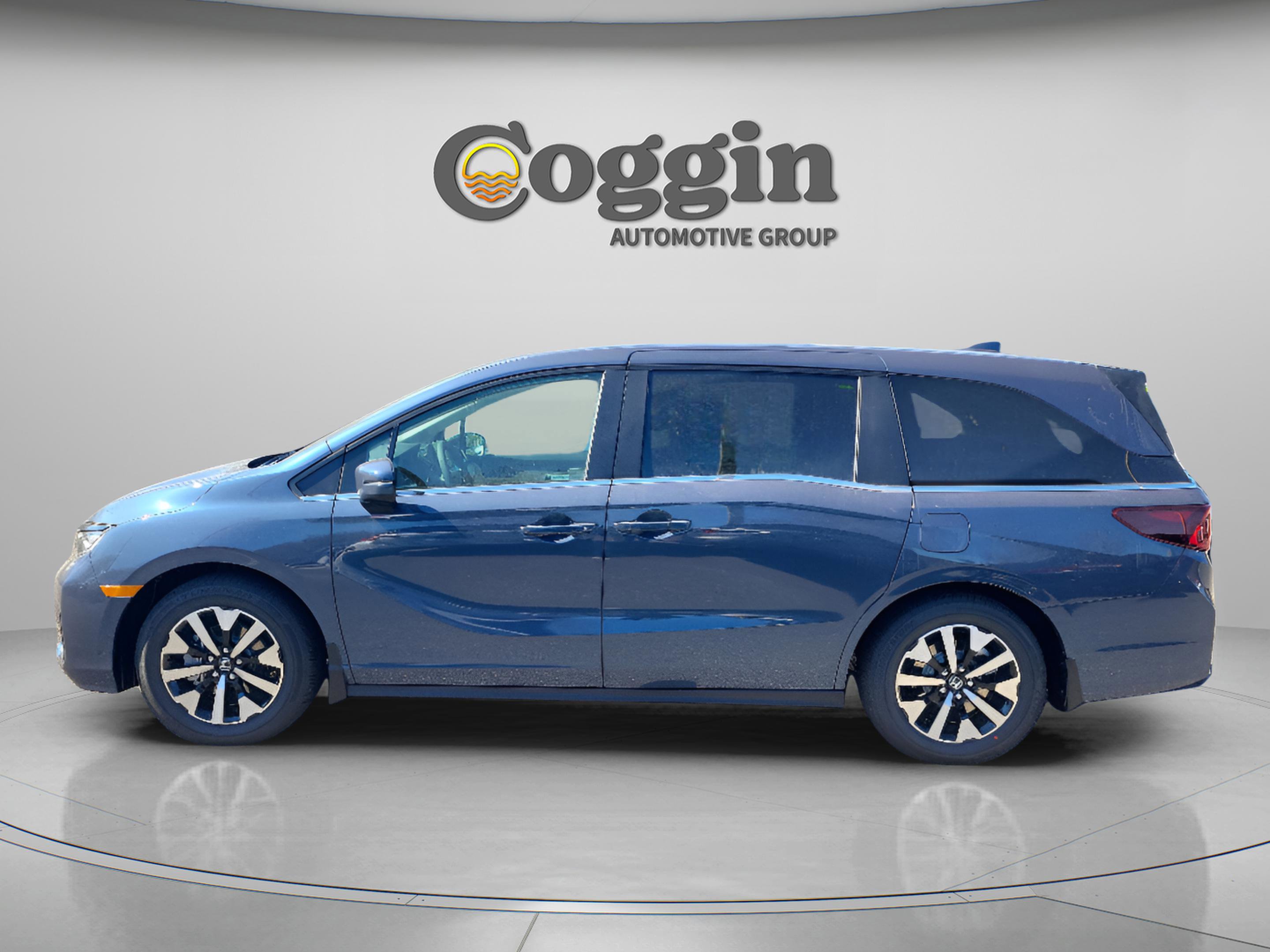 New 2026 Honda Odyssey EX-L image 3
