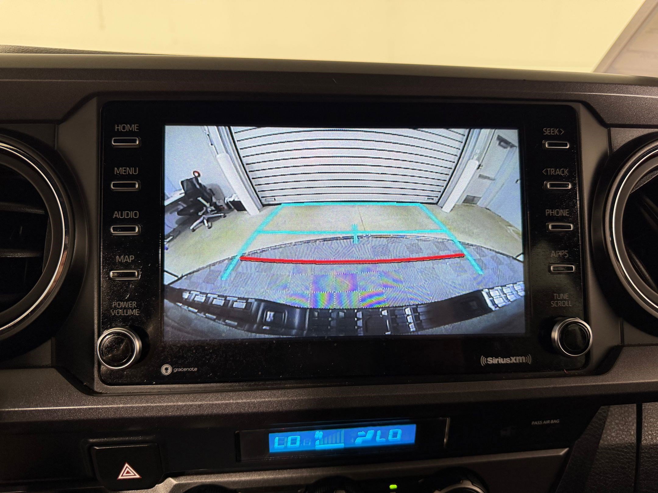 Used 2023 Toyota Tacoma TRD Off-Road w/ Technology Package image 23