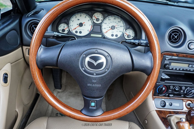 Used 2001 MAZDA MX-5 Miata RWD image 38