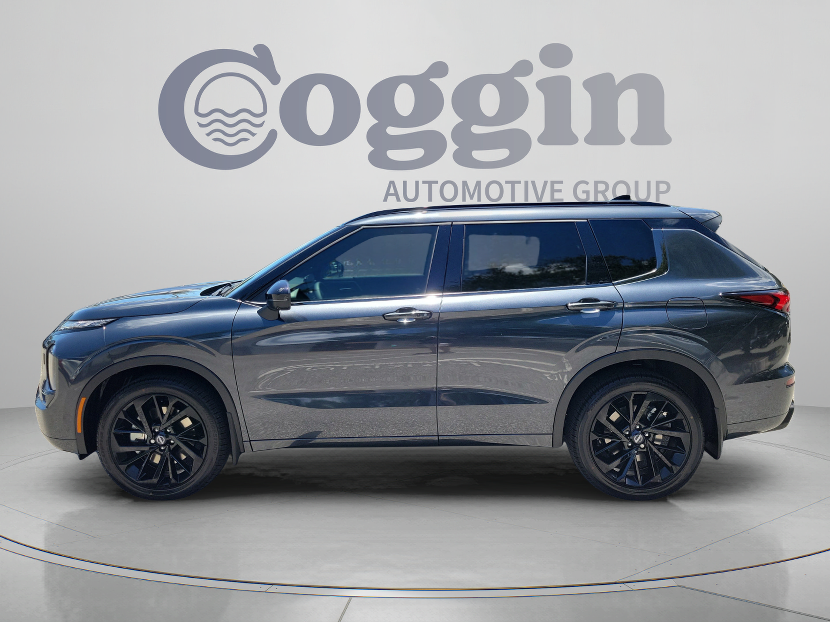 New 2026 Nissan Rogue Platinum AWD/4WD image 2