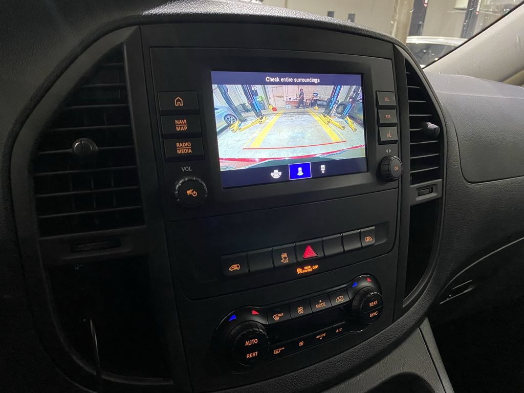 Used 2023 Mercedes-Benz Metris Passenger image 6