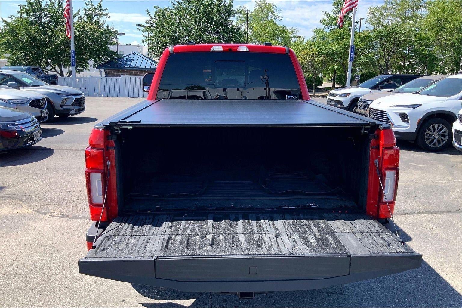 Used 2022 Ford F250 Lariat w/ Lariat Ultimate Package AWD/4WD image 4