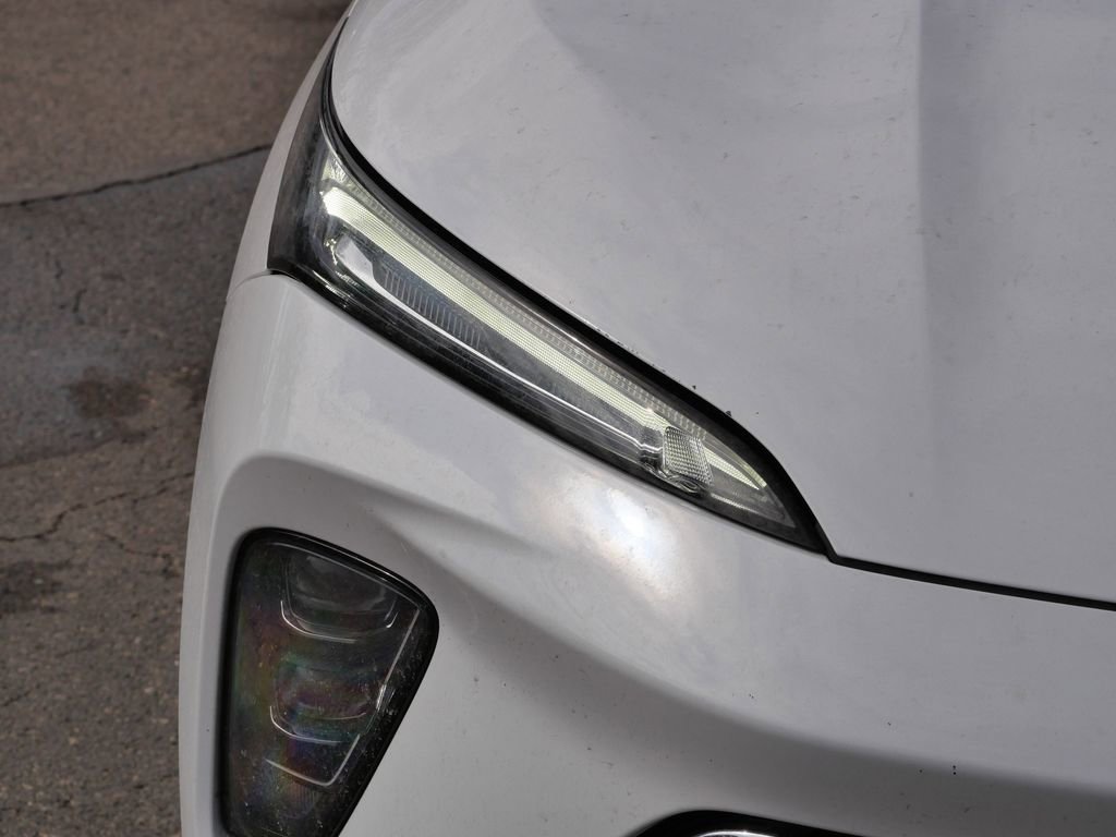 Used 2024 Buick Envision Preferred image 3