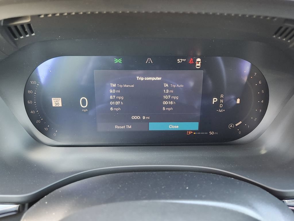 New 2026 Volvo XC60 B5 Plus w/ Protection Package Premier AWD/4WD image 7