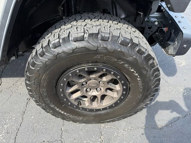 Used 2021 Jeep Wrangler Unlimited Rubicon w/ Xtreme Recon 35" Tire Package AWD/4WD image 8
