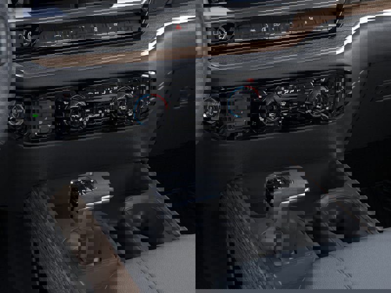 New 2026 Chevrolet Silverado 1500 LT w/ Leather Package image 24