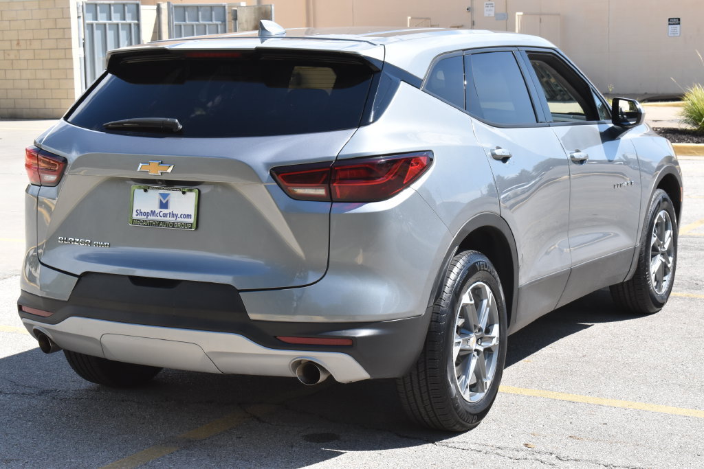 Used 2025 Chevrolet Blazer LT AWD/4WD image 11
