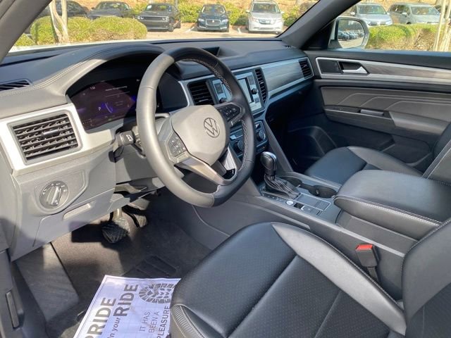 Used 2022 Volkswagen Atlas Cross Sport SE image 11