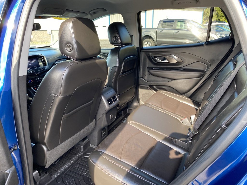 Certified 2022 GMC Terrain SLT w/ LPO, Floor Liner Package image 17