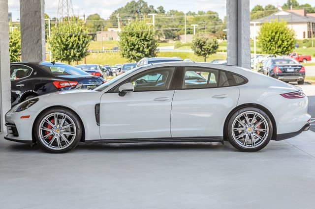 Used 2020 Porsche Panamera image 54