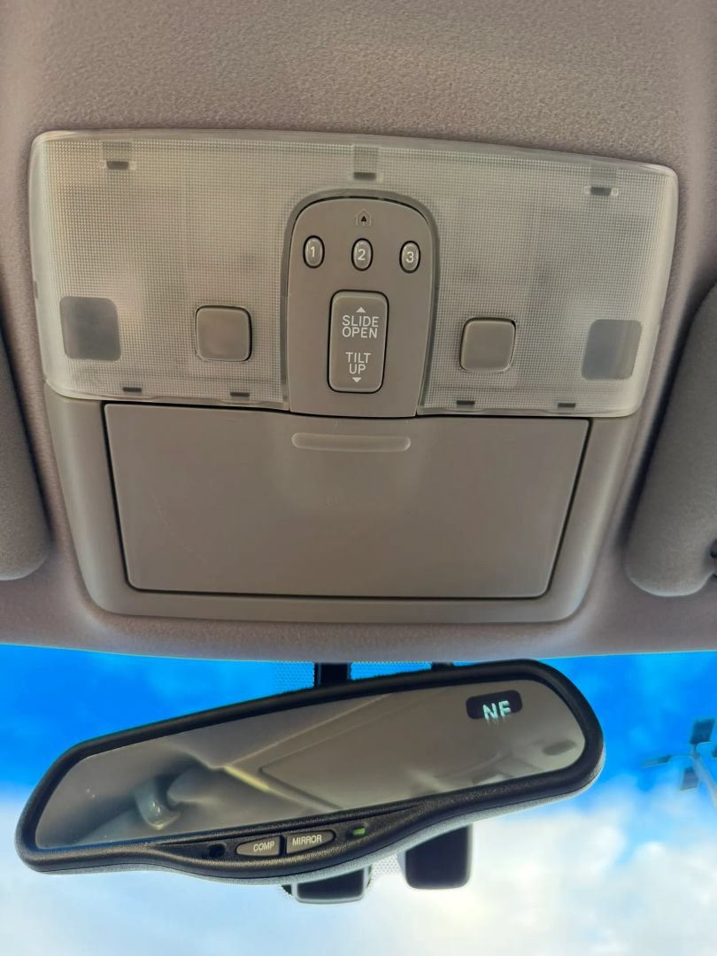 Used 2003 Lexus ES 330 w/ Premium Pkg FWD image 27