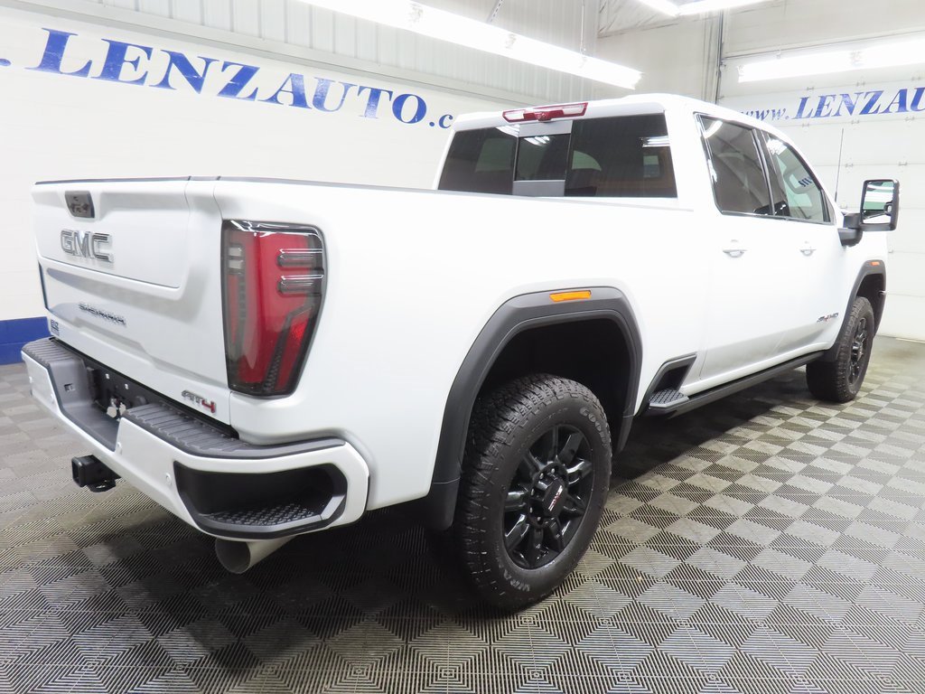 Used 2026 GMC Sierra 2500 AT4 image 4