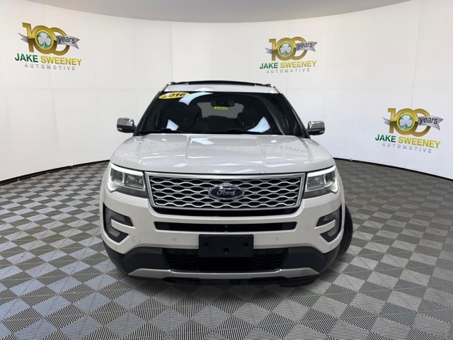 Used 2016 Ford Explorer Platinum AWD/4WD image 3